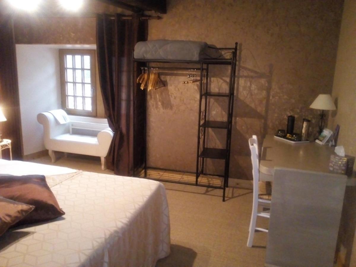 Chambres De La Porte Aux Moines Vouvant Exteriör bild
